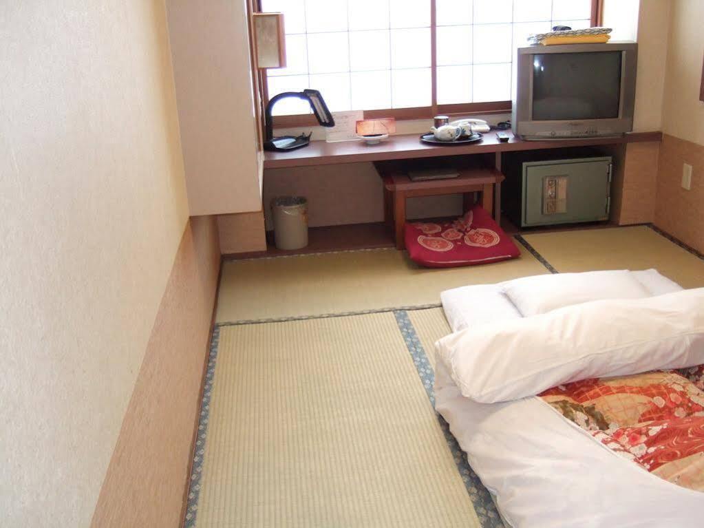 Ryokan Meiryu Нагоя Экстерьер фото
